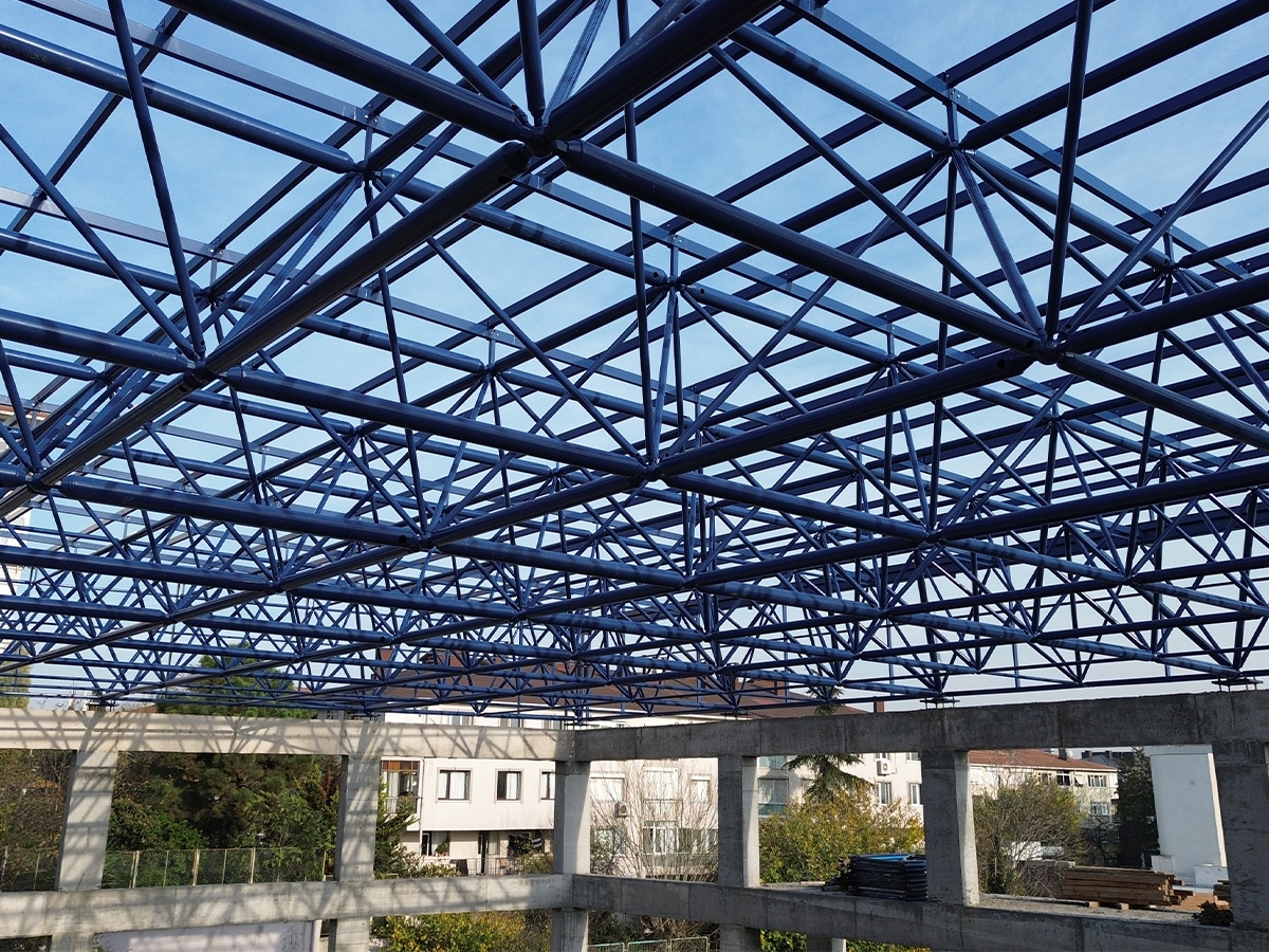 DNG Çelik Burhan Felek Yüzme Havuzu