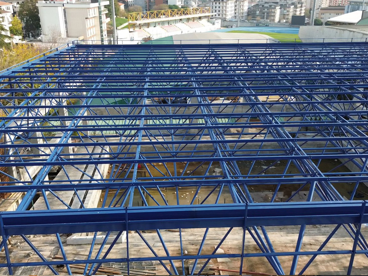 DNG Çelik Burhan Felek Yüzme Havuzu